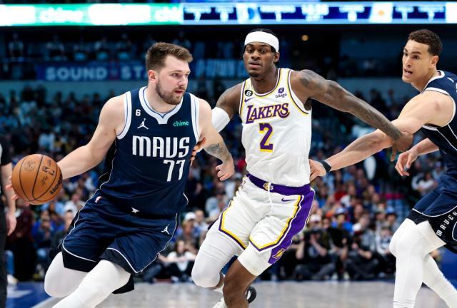 星空体育平台-【人物】湖人范德彪：曾经3次骨折 如今成为詹皇绝配